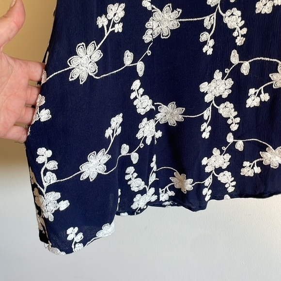 Boho Embroidered Mini Dress XS Bell Navy Swing Loose Classy Altar’d State Hippie - Picture 4 of 16